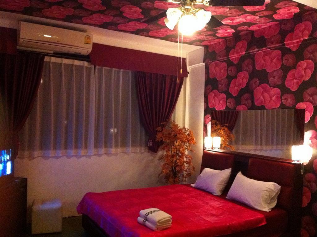 Maxwell Inn Патая Екстериор снимка